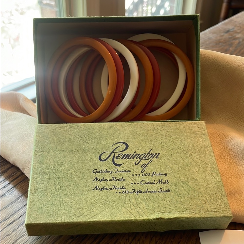 MCM Multi-Color Bakelite Bangle Set - Picture 7 of 7